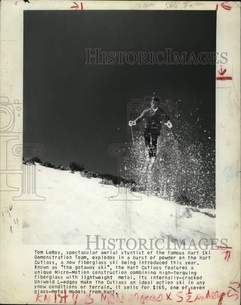 Press Photo Aerial stunt skier Tom LeRoy skis on Hart Cutlass skis - tub07369 - Historic Images
