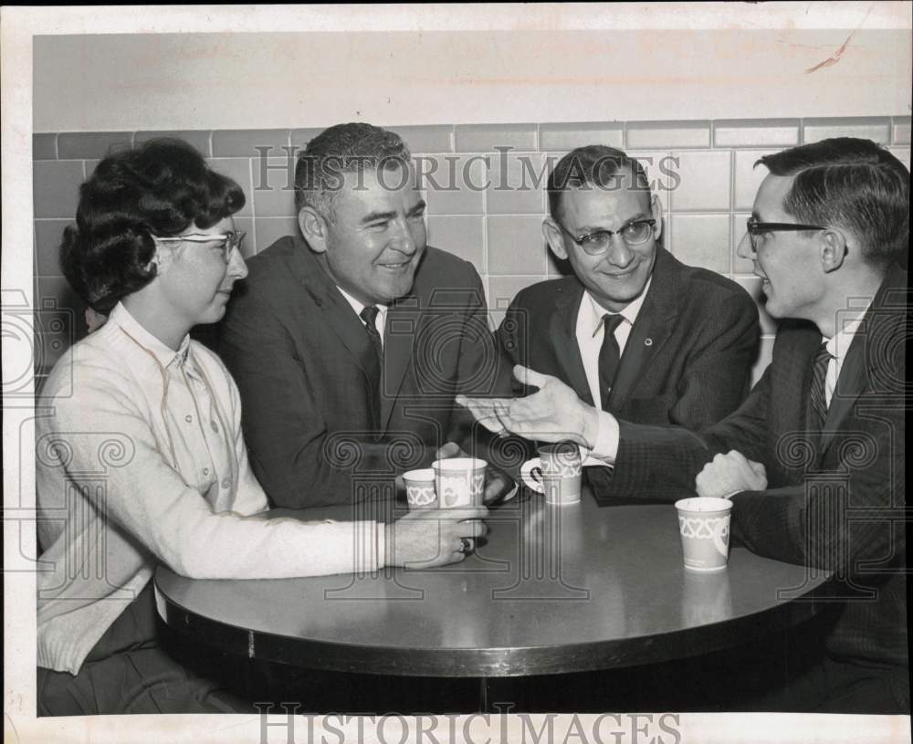 1964 Press Photo Driver Chuck Stevenson Visits Colonie Central High School - Historic Images