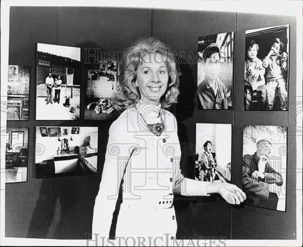 1973 Press Photo Audrey Topping with Photographs - tub27000 - Historic Images