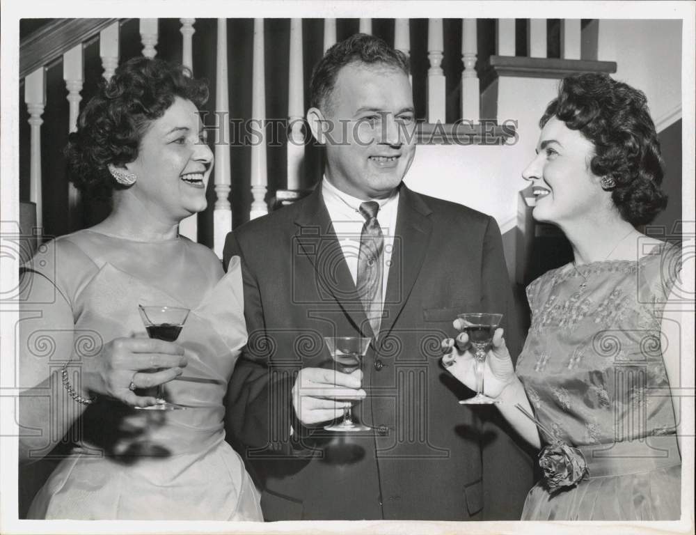 1961 Press Photo Mrs. John Walsh and Guests at St. Catherine of Siena Dance - Historic Images