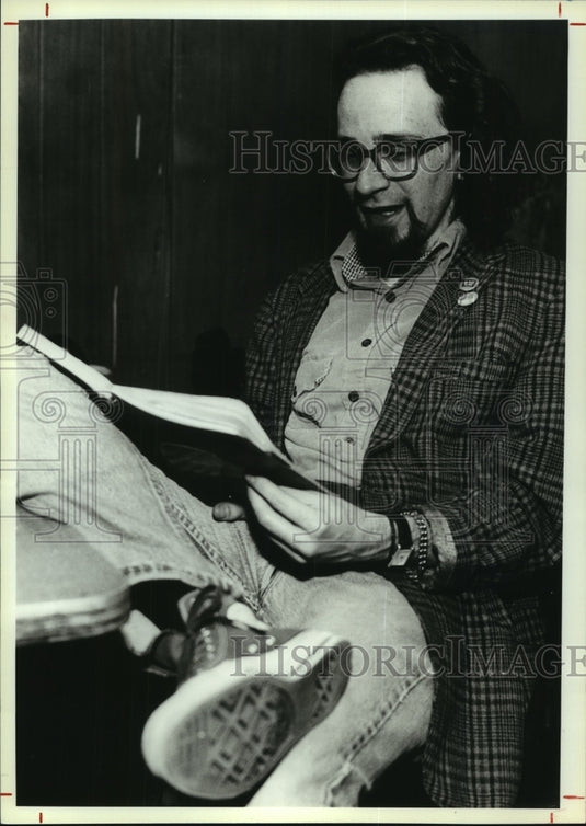 Press Photo Poet John Weiler - tup00055 - Historic Images