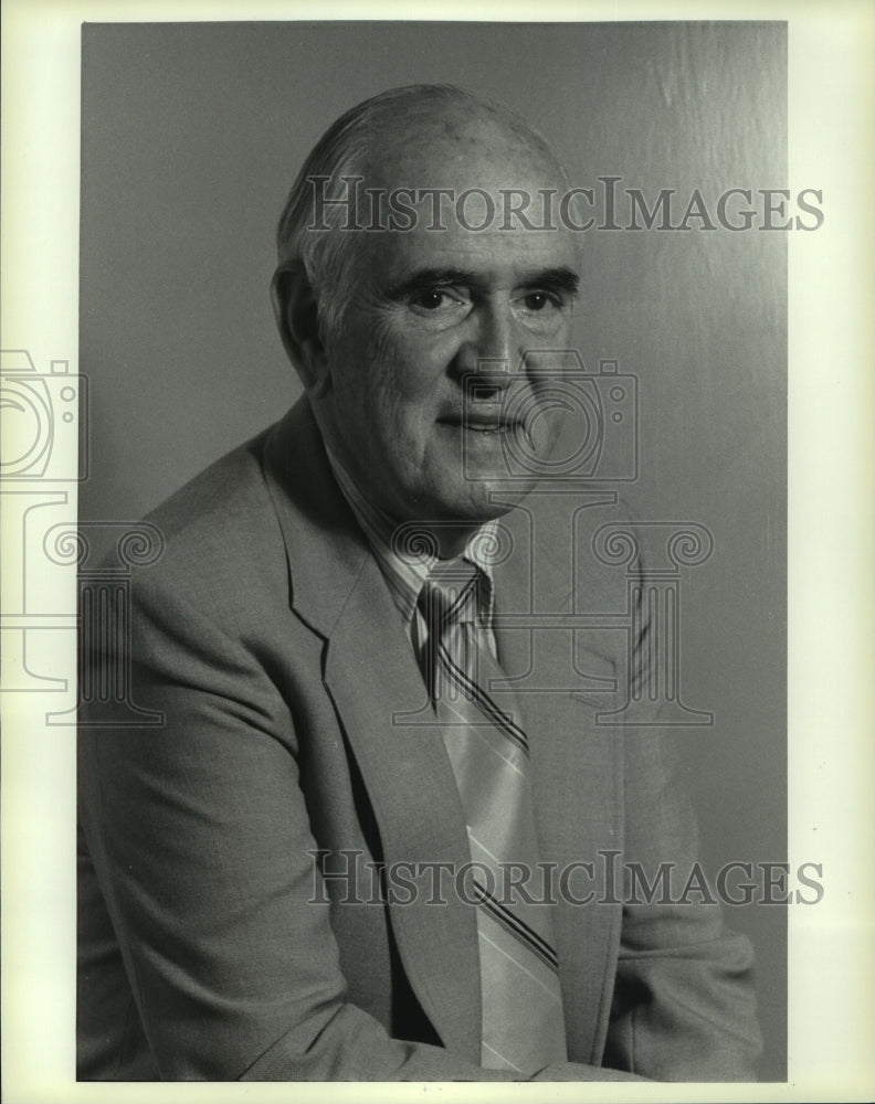 Press Photo Narrator Joseph W. Kilgallen, Albany, New York - tup00170 - Historic Images