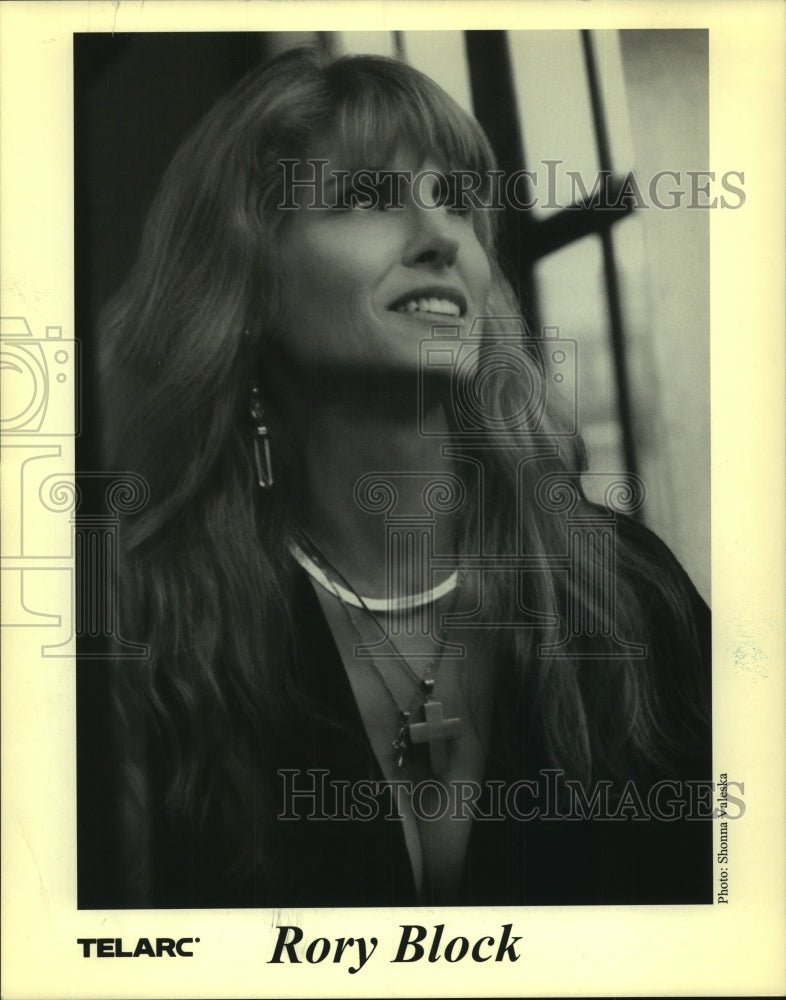 2004 Press Photo Guitarist Rory Block - tup00303 - Historic Images