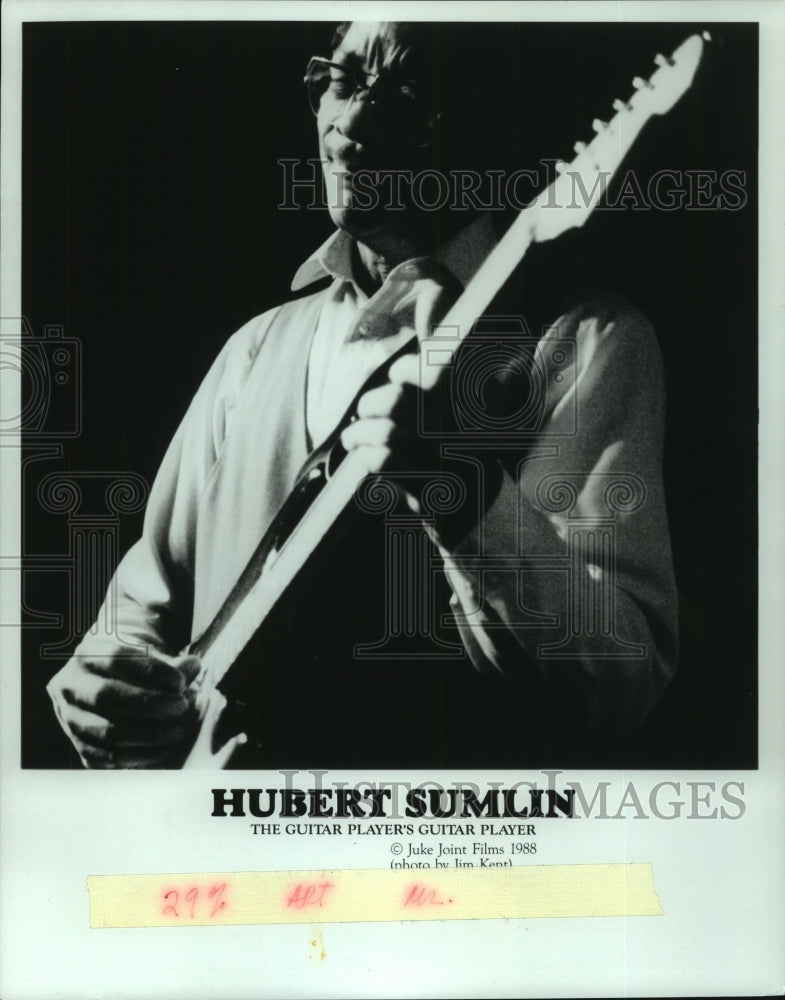 1988 Press Photo Guitarist Hubert Sumlin - tup00341 - Historic Images