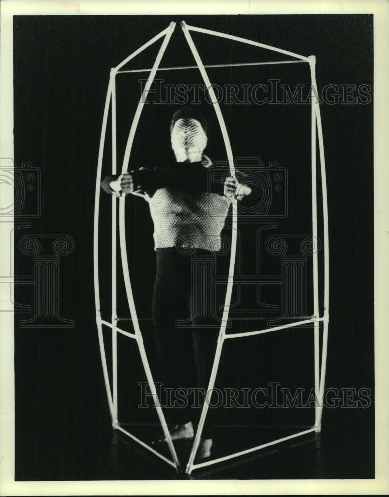 1994 Press Photo Rich Kuperberg, Ko-motion Movement Theater, West Sand Lake, NY - Historic Images