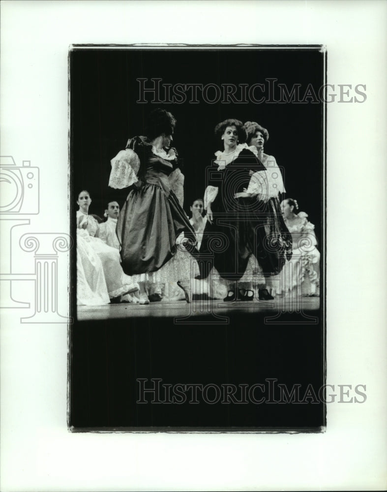 1996 Press Photo Northeast Ballet performs Cinderella in Schenectady, New York - Historic Images