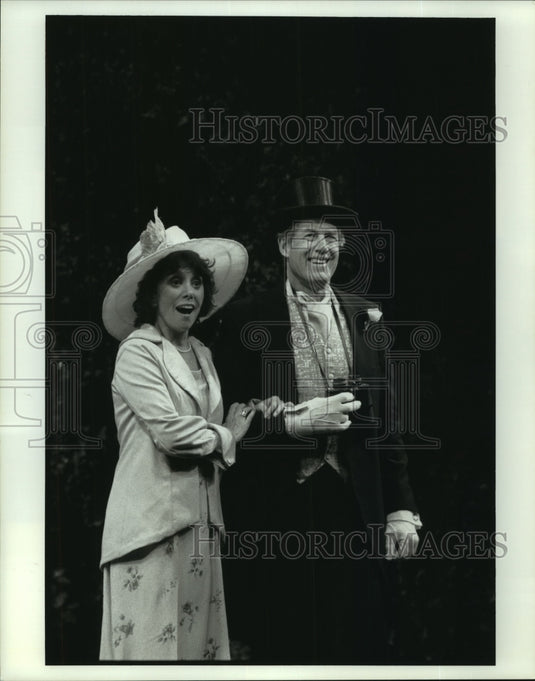 1997 Press Photo Marlo Thomas & Frank Converse star on stage in "Woman In Mind" - Historic Images