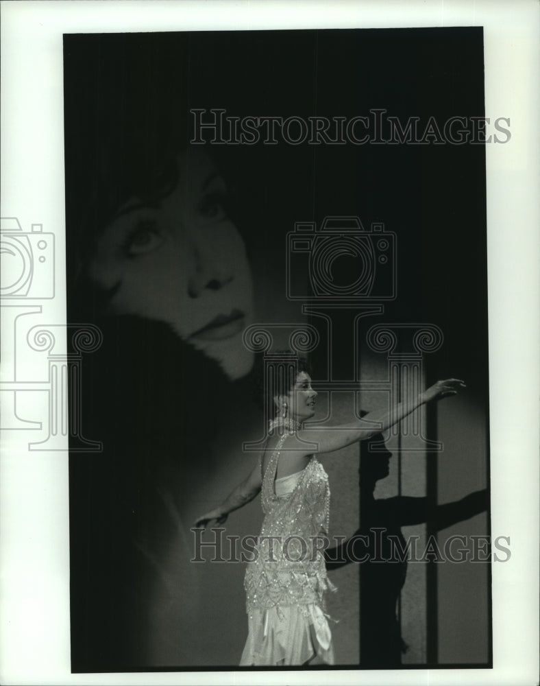1996 Press Photo Sandy Duncan in "Free Fall" during Berkshire Theatre Festival - Historic Images