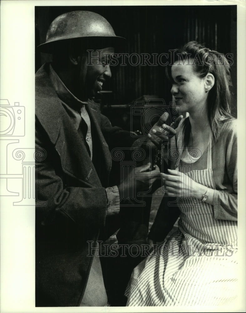 Press Photo Angie Phillips and Ntare Mwine star in "The Caucasian Chalk Circle" - Historic Images