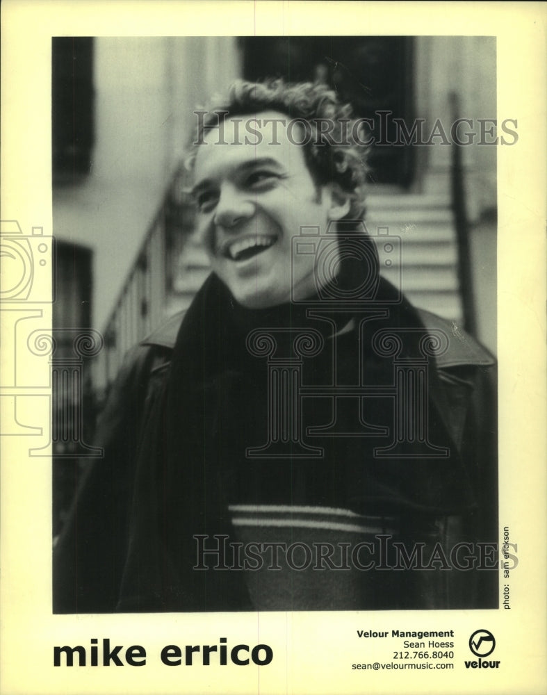 Press Photo Singer-songwriter Mike Errico - tup00794 - Historic Images