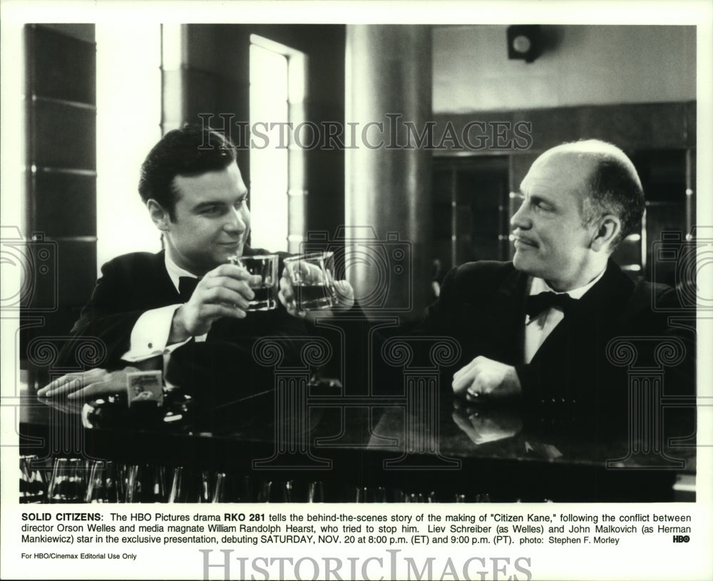 Press Photo Liev Schreiber &amp; John Malkovich star in &quot;RKO 281&quot; on HBO - tup00858 - Historic Images