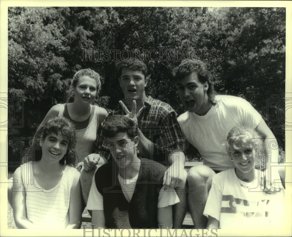 1988 Press Photo Cast of Berkshire Theatre Festival&#39;s Children&#39;s Theatre - Historic Images