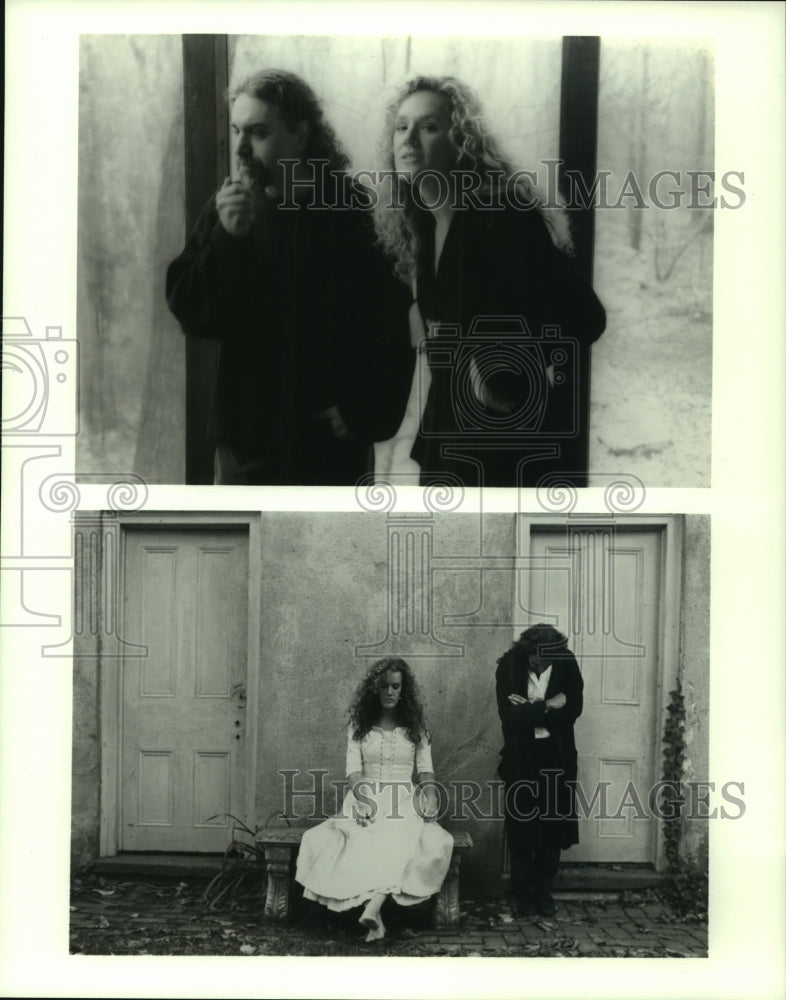 2001 Press Photo Entertaining duo Epiphany Project - tup01356 - Historic Images