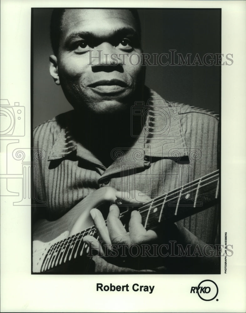 2001 Press Photo Blues artist Robert Cray, of The Robert Cray Band - tup01358 - Historic Images