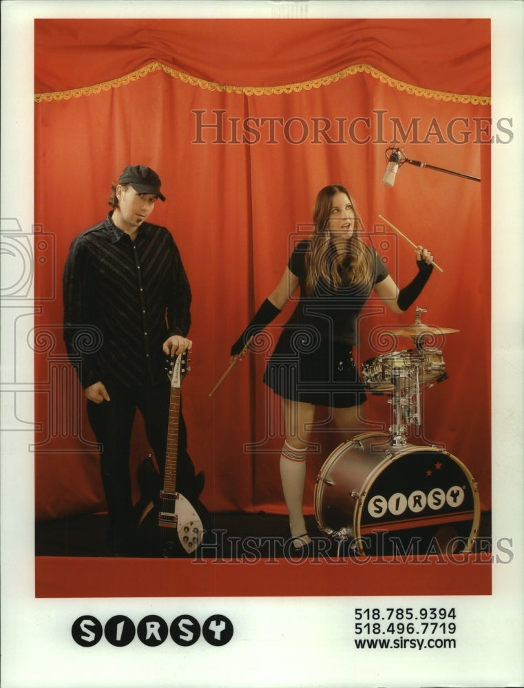 2007 Press Photo Musical duo Sirsky - tup01440 - Historic Images