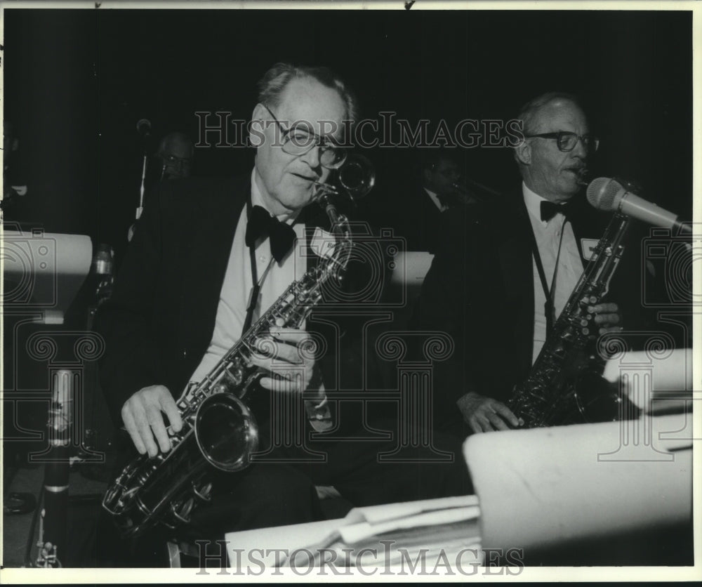 1993 Press Photo Saxophonist Bob Harmon - tup01586 - Historic Images