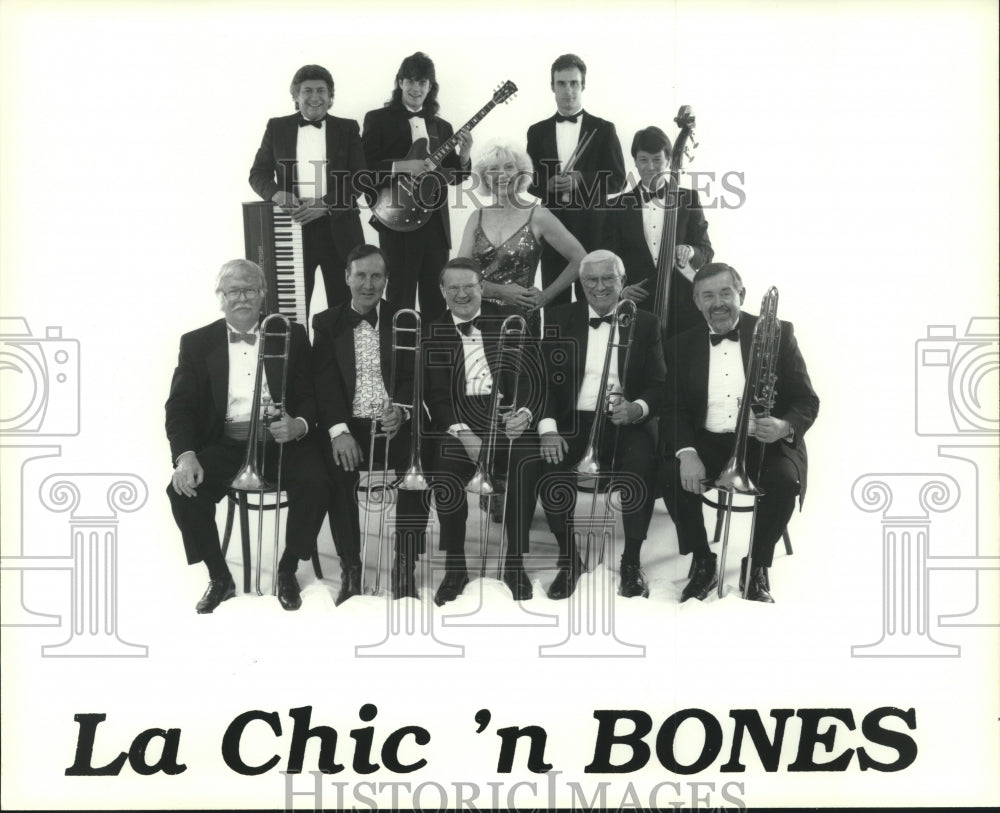 Press Photo Musical group La Chic &#39;n Bones - Historic Images