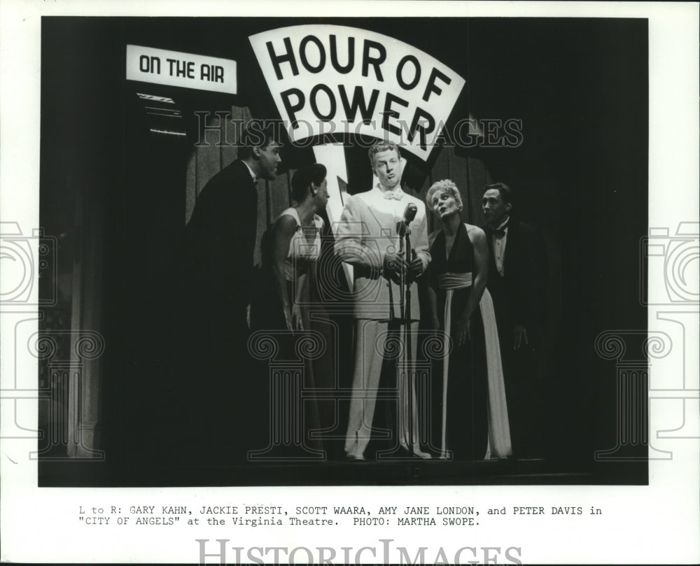 Press Photo Scene from the stage play &quot;City of Angels&quot; at the Virginia Theatre - Historic Images