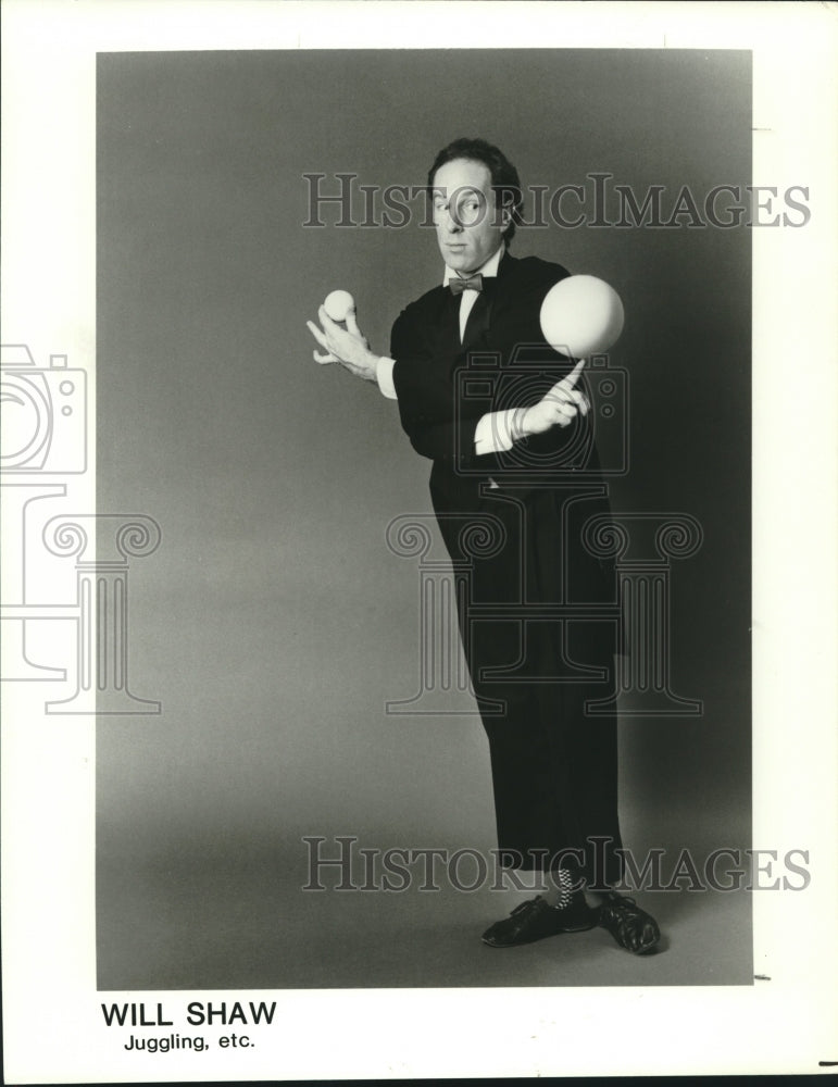 1990 Press Photo Juggler and magician Will Shaw - tup02009 - Historic Images