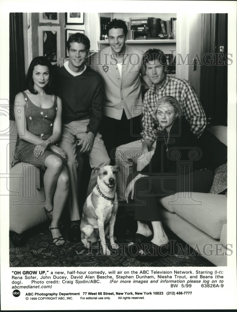 1999 Cast of the ABC television series "Oh Grow Up" - Historic Images