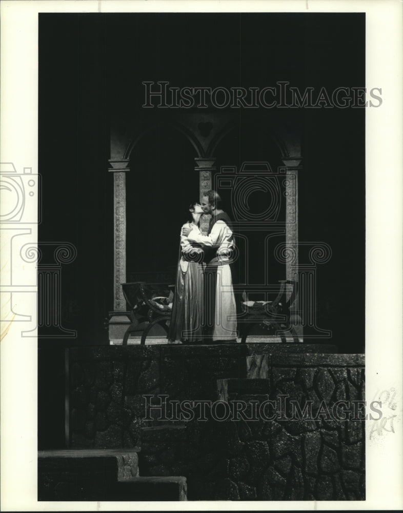 Press Photo Scene from the Park Playhouse staging of &quot;Camelot&quot; in Albany, NY - Historic Images