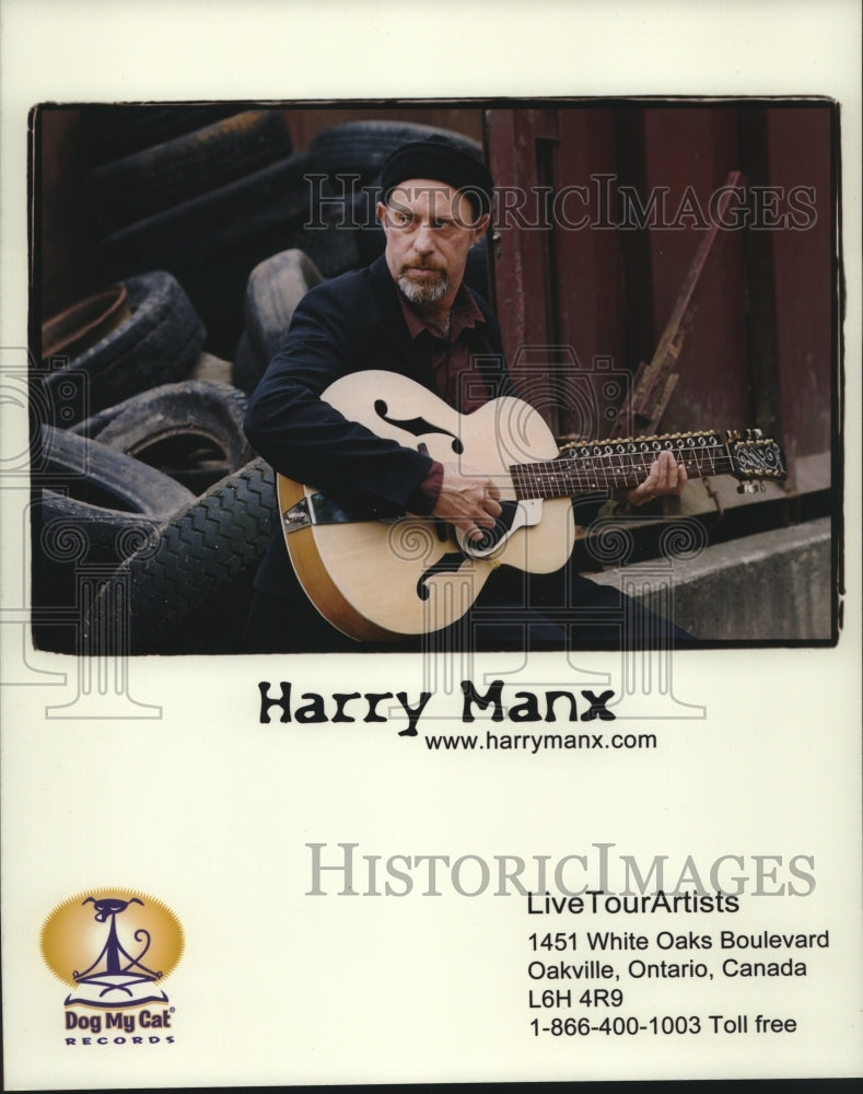 2005 Press Photo Musical performer Harry Manx - tup02466 - Historic Images