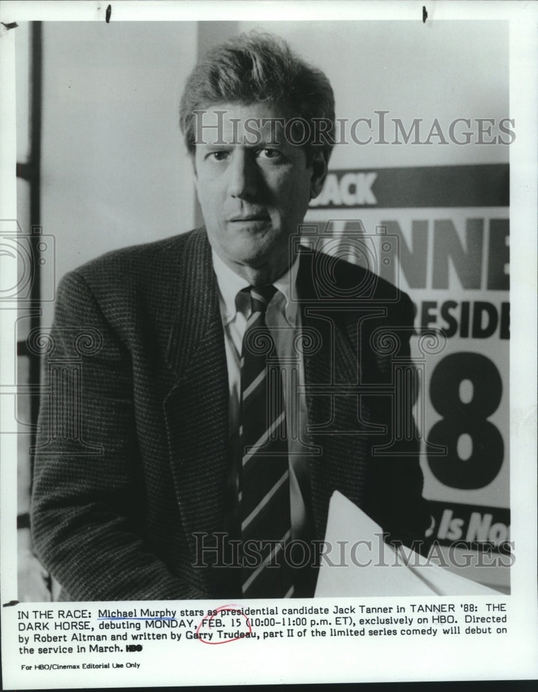 Press Photo Michael Murphy stars as Jack Tanner in &quot;Tanner &#39;88: The Dark Horse&quot; - Historic Images