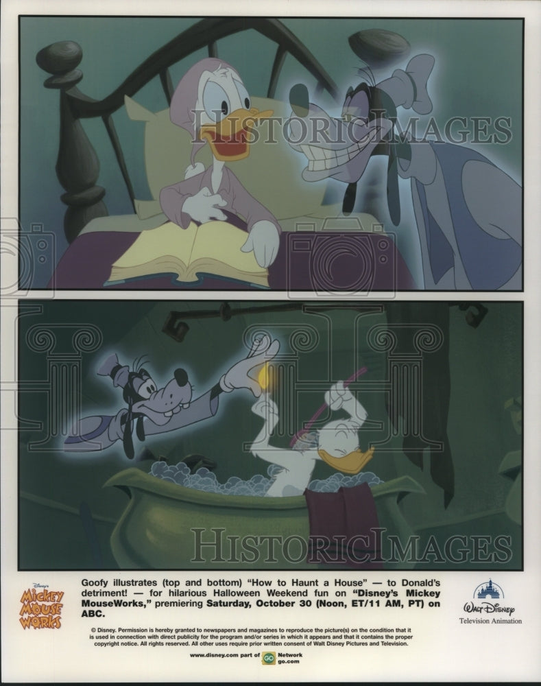 Press Photo Goofy haunts Donald Duck&#39;s house in &quot;Disney&#39;s Mickey Mouseworks&quot; - Historic Images