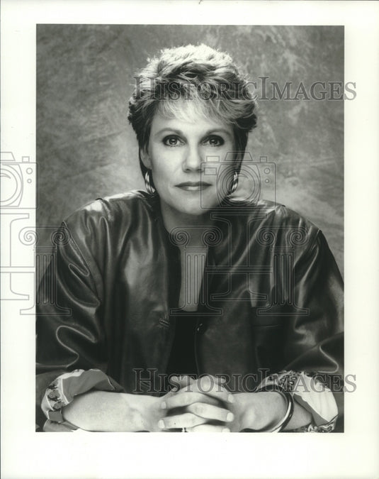 1992 Pop Singer Anne Murray - Historic Images