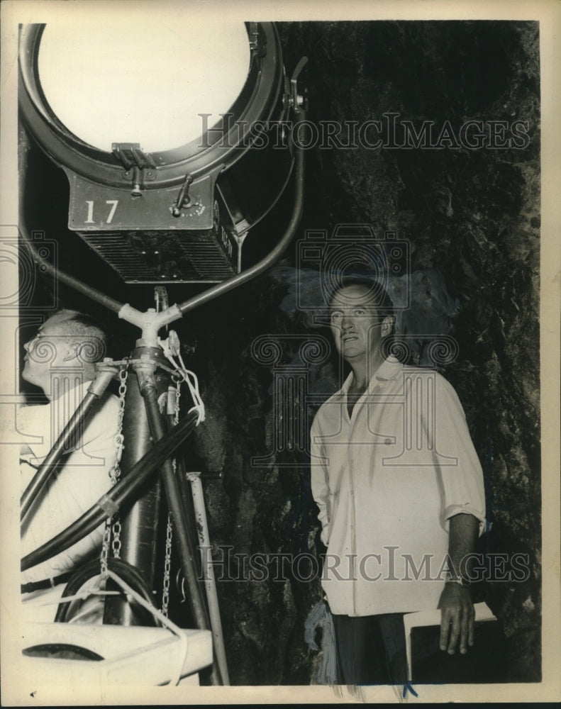 1958 Press Photo Actor David Niven - tup02880-Historic Images