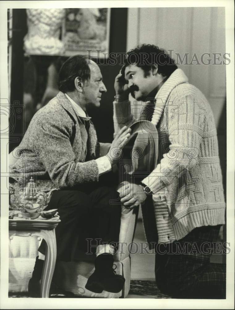 1973 Press Photo Avery Scrieber &amp; Jack Klugman costar in comedy series on ABC - Historic Images