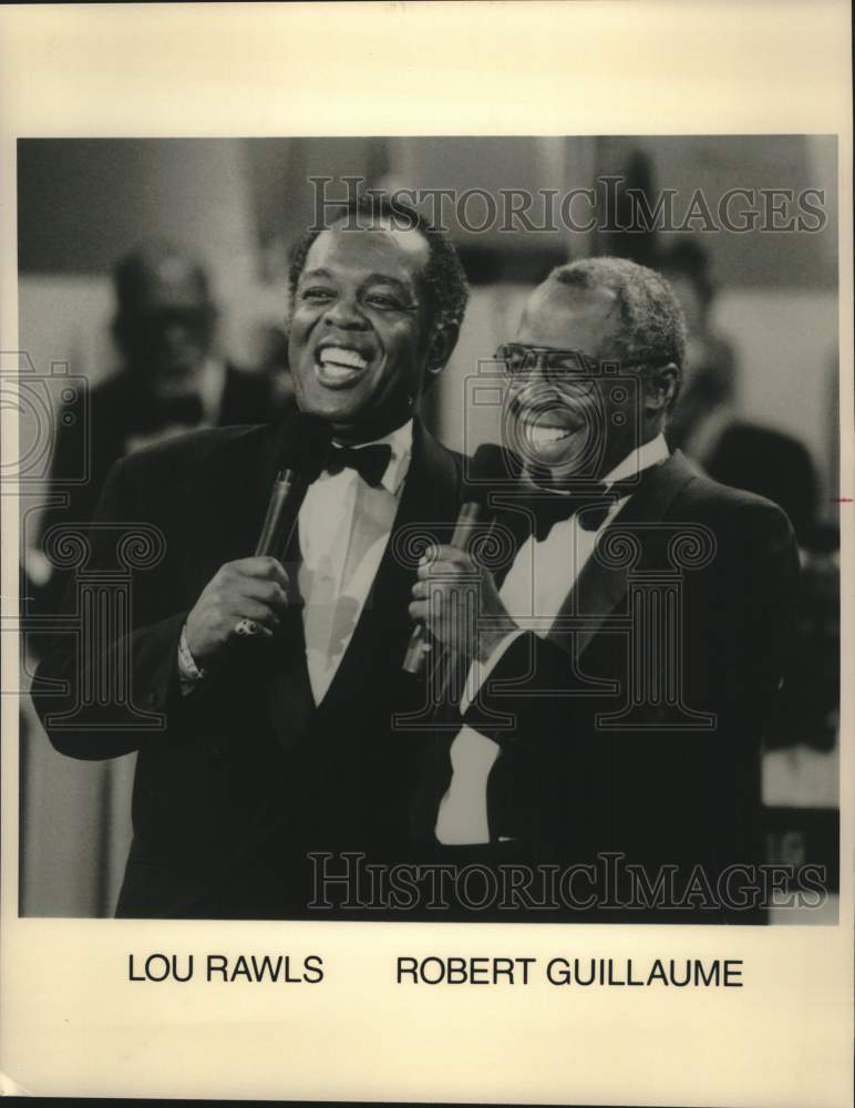 Press Photo Singers Lou Rawls and Robert Guillaume perform together - Historic Images