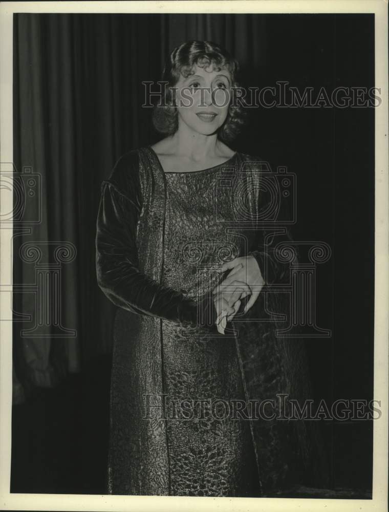 1937 Press Photo Stage actress Blanche Yurka, New York - Historic Images