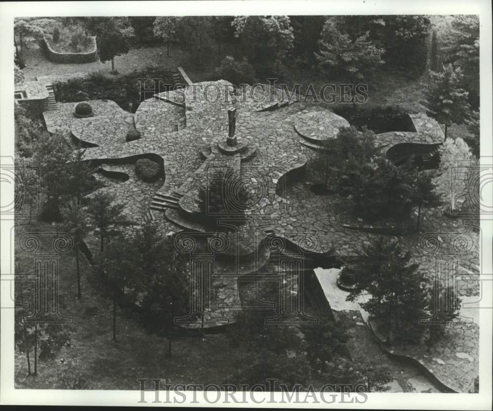 1989 Press Photo Harvey Fite's Opus 40 sculpture in Saugerties, New York- Historic Images