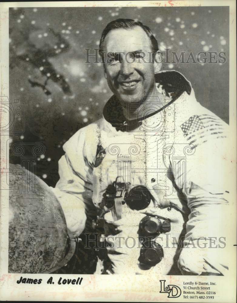 1977 Press Photo Astronaut James A. Lovell - tup05334- Historic Images