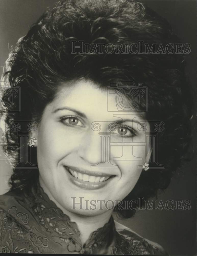 1990 Press Photo New Jersey soprano singer Donna Zapola - tup05412- Historic Images