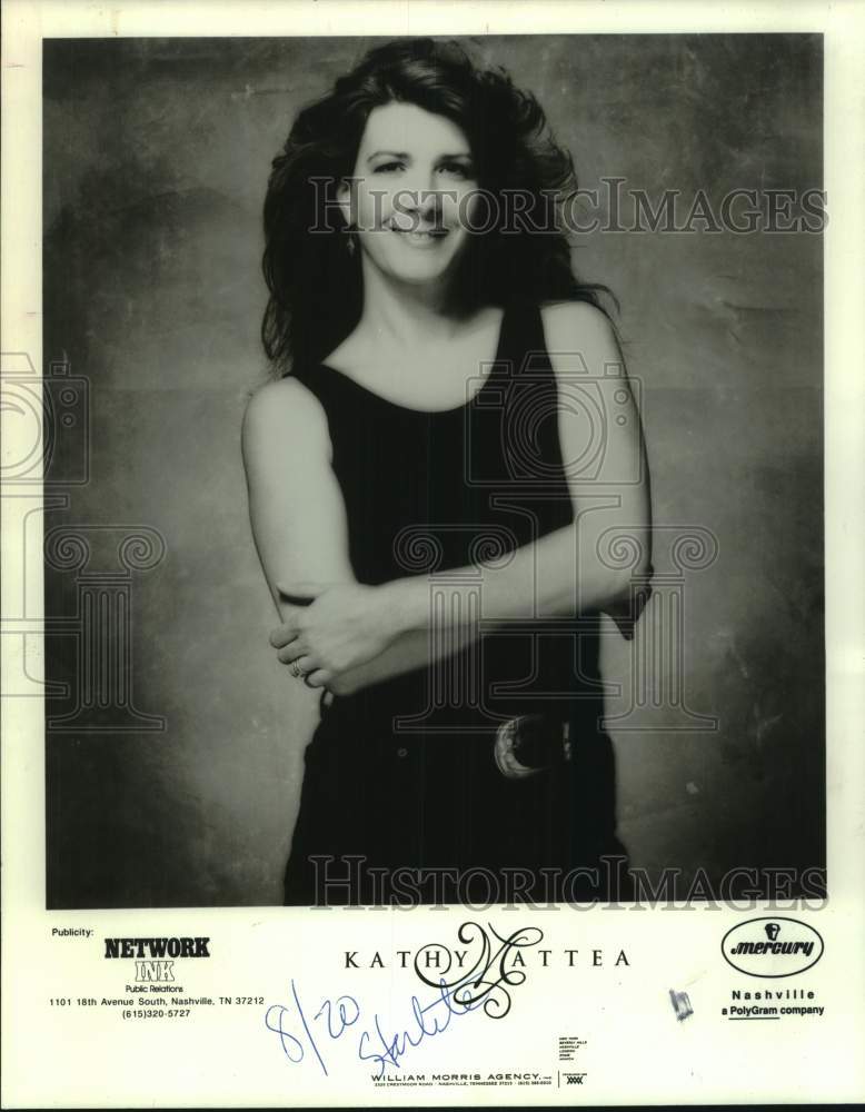 1992 Press Photo Mercury Records recording artist Kathy Mattea - Historic Images