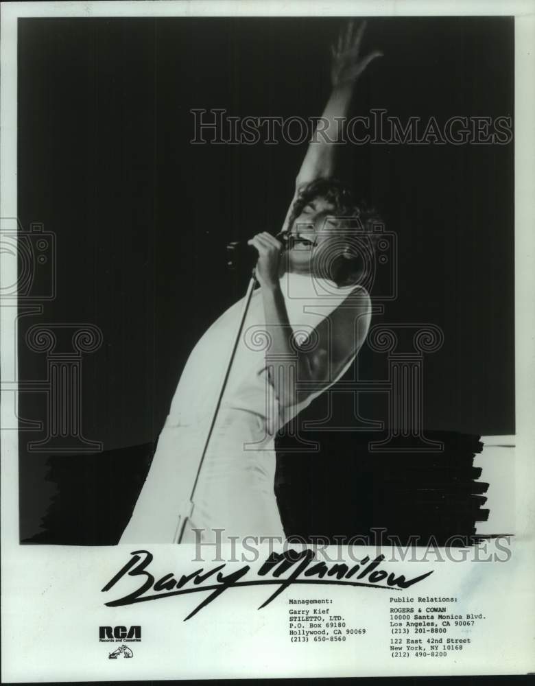 RCA recording artist Barry Manilow - Historic Images