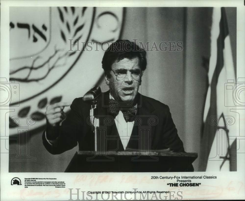 1982 Press Photo Maximilian Schell stars in "The Chosen" - Historic Images