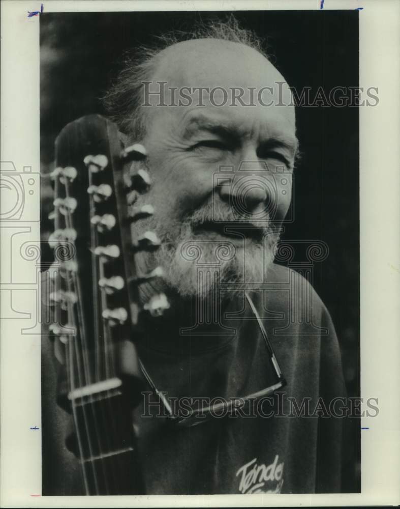 1998 Press Photo Musical artist Pete Seeger - Historic Images