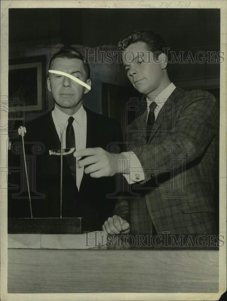 1963 Actor David Wayne with costar in movie scene - Historic Images