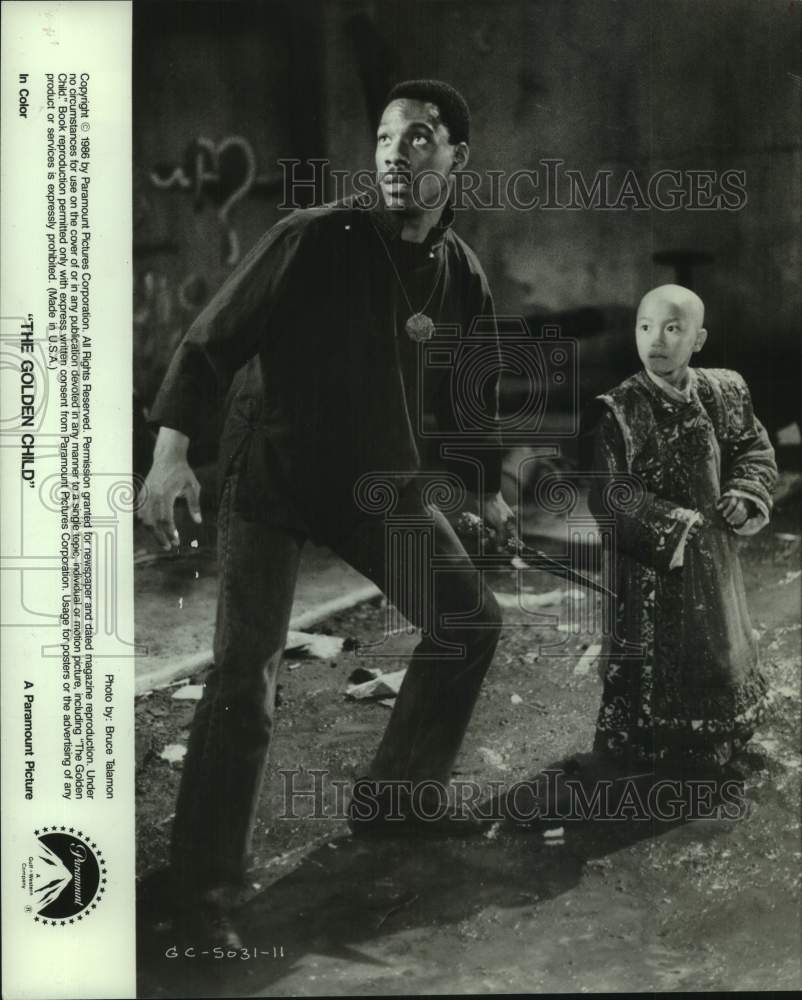 1986 Press Photo Eddie Murphy &amp; J.L. Reate star in &quot;The Golden Child&quot; - Historic Images