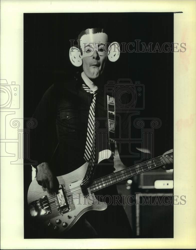 1979 Press Photo Bassist Ronny Caile of musical group Laughing Dogs in New York - Historic Images