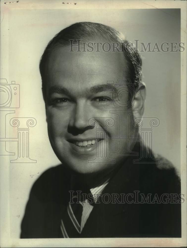 1974 Press Photo Charles Kuralt hosts &quot;Magazine&quot; on CBS Television - Historic Images