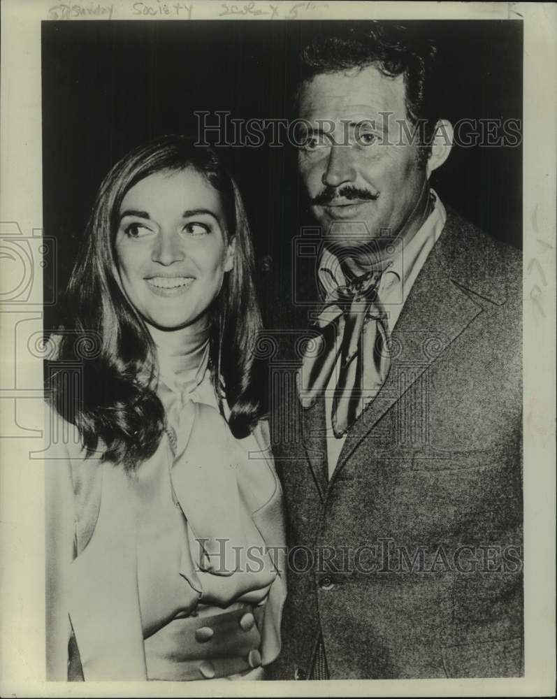 1971 Press Photo Adriana &amp; Dan Rowan - Historic Images