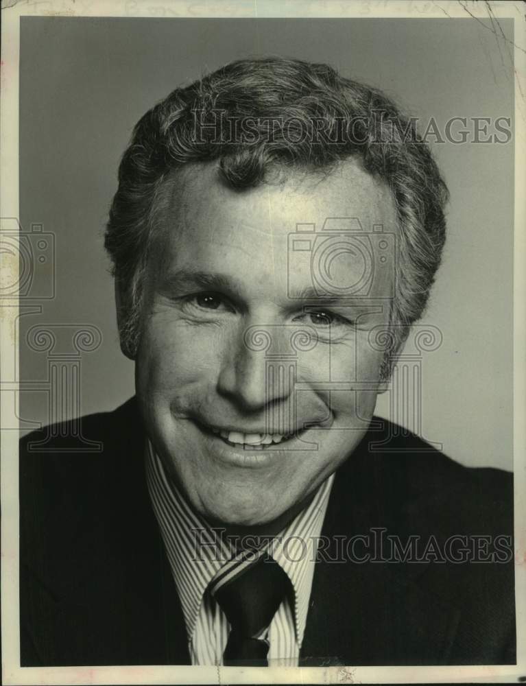 1980 Press Photo Wayne Rogers as Dr. Charley Michaels in &quot;House Calls&quot; on CBS - Historic Images