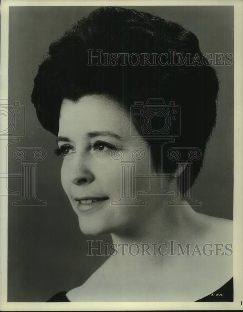 1969 Press Photo Judith Raskin, Soprano, appears in Saratoga, New York - Historic Images
