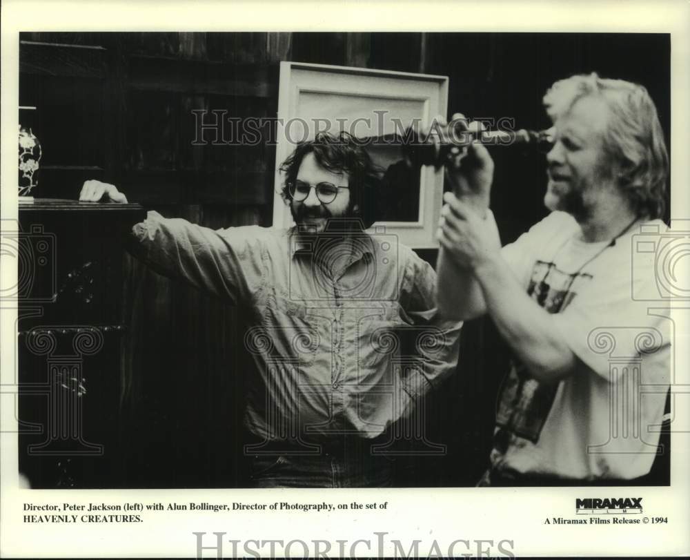 1994 Press Photo Peter Jackson &amp; Alun Bollinger direct &quot;Heavenly Creatures&quot; - Historic Images