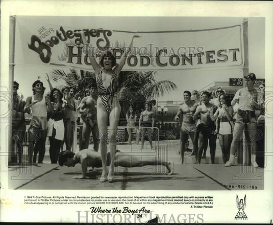 1984 Press Photo Scene from the motion picture "Where the Boys Are '84" - Historic Images
