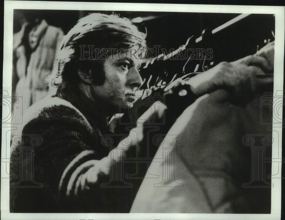 1982 Press Photo Robert Redford stars in &quot;Three Days of the Condor&quot; on ABC - Historic Images